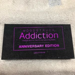 Younique anniversary palette